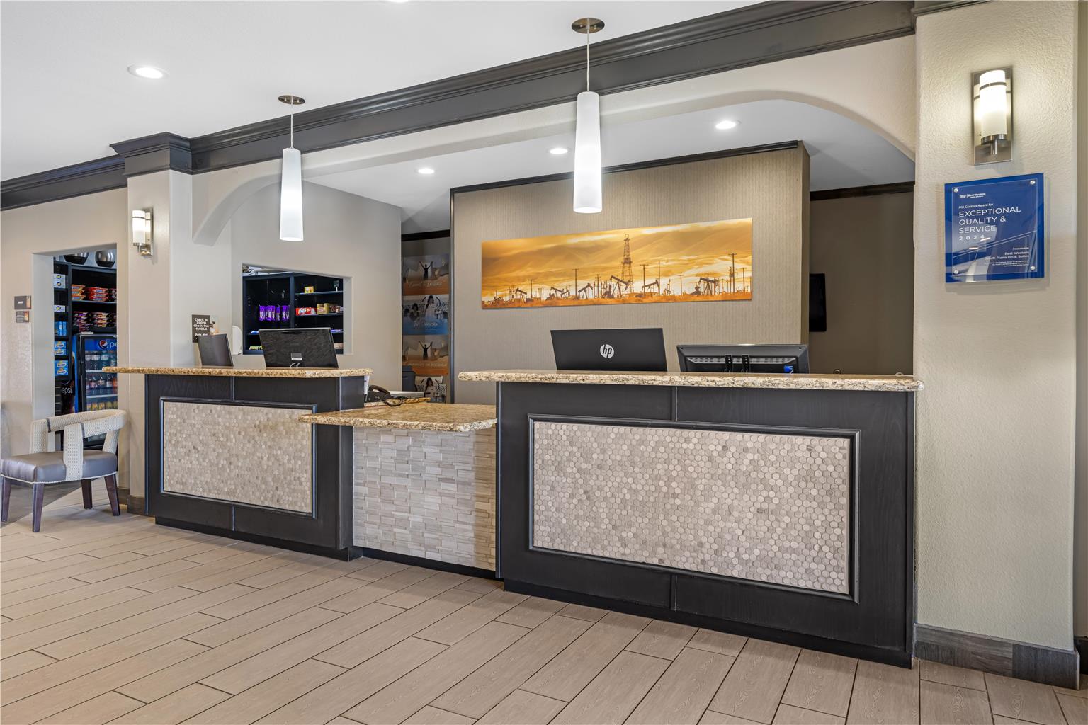 BW Levelland TX Lobby