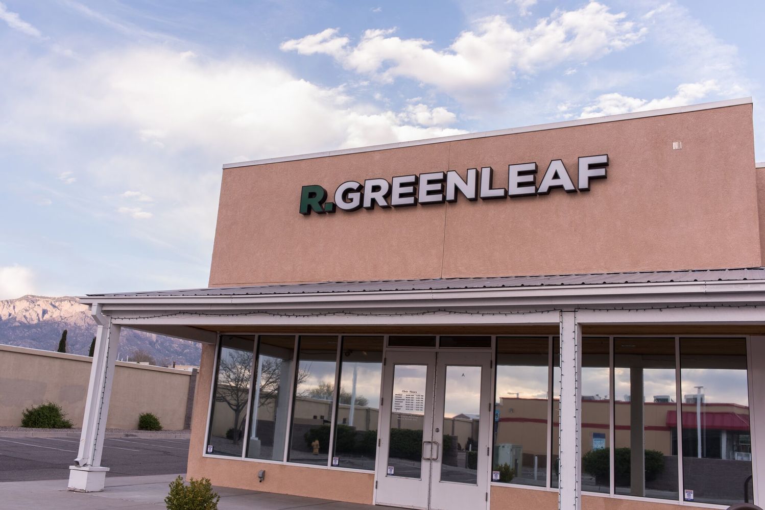 R.Greenleaf Cannabis Dispensary NE Heights