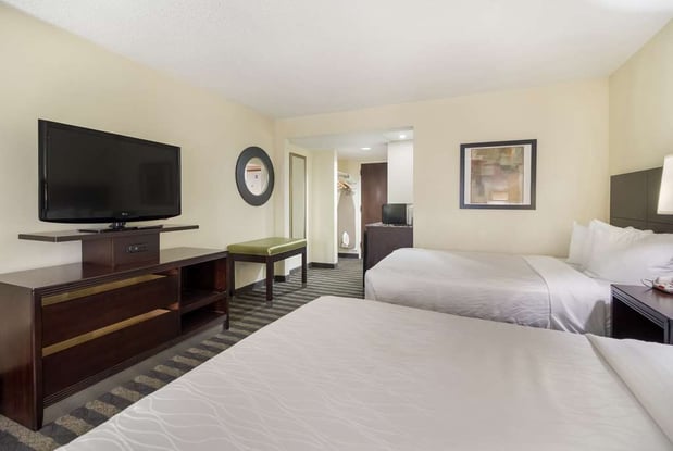 Images Best Western Suites Near Opryland