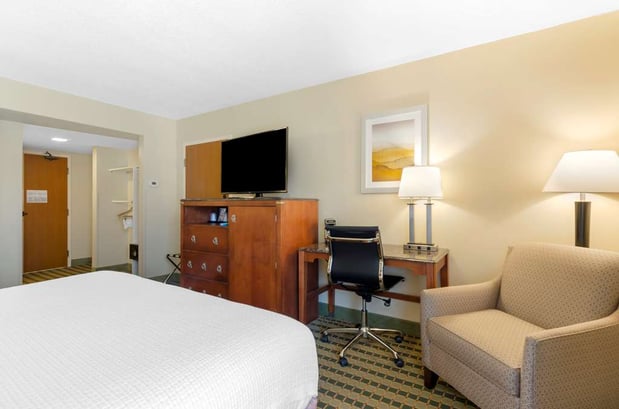 Images Best Western North Roanoke