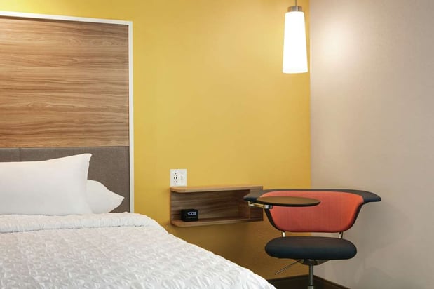 Images Tru by Hilton Williamsville Buffalo Airport
