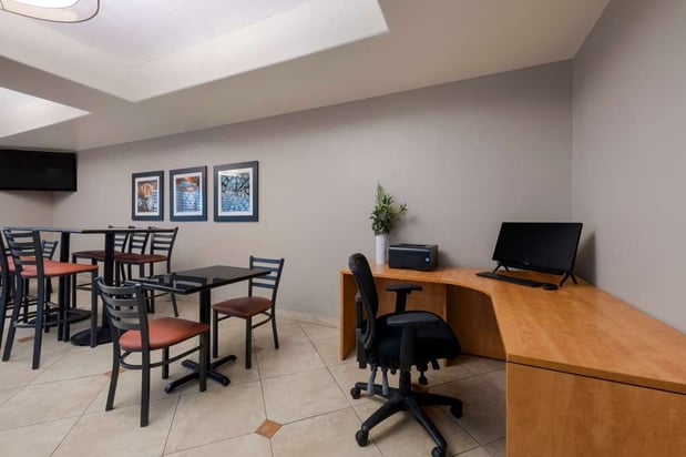 Images Best Western Lanai Garden Inn & Suites
