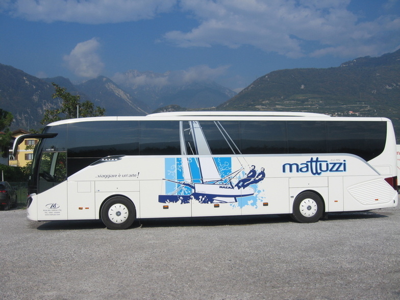 Images Mattuzzi Noleggio Autobus e Minibus