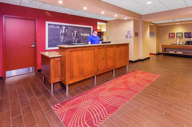 Images Hampton Inn Waynesburg
