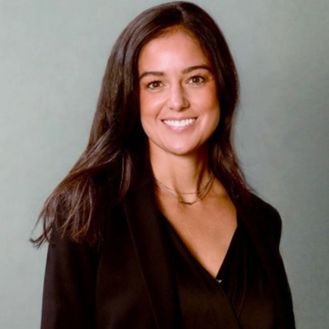 Lynne Comunale World Insurance Broker