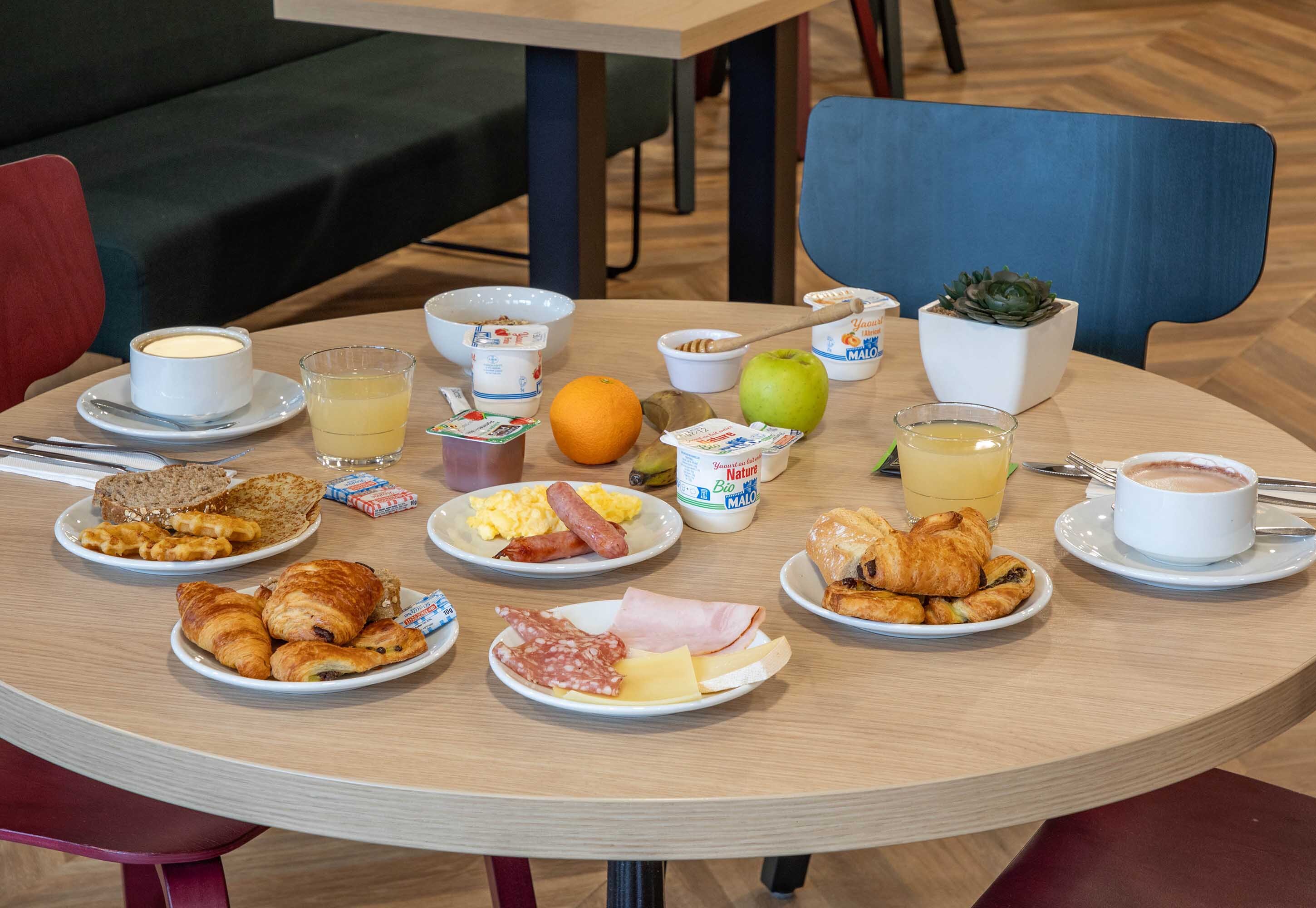 Images B&B HOTEL Lourdes Centre