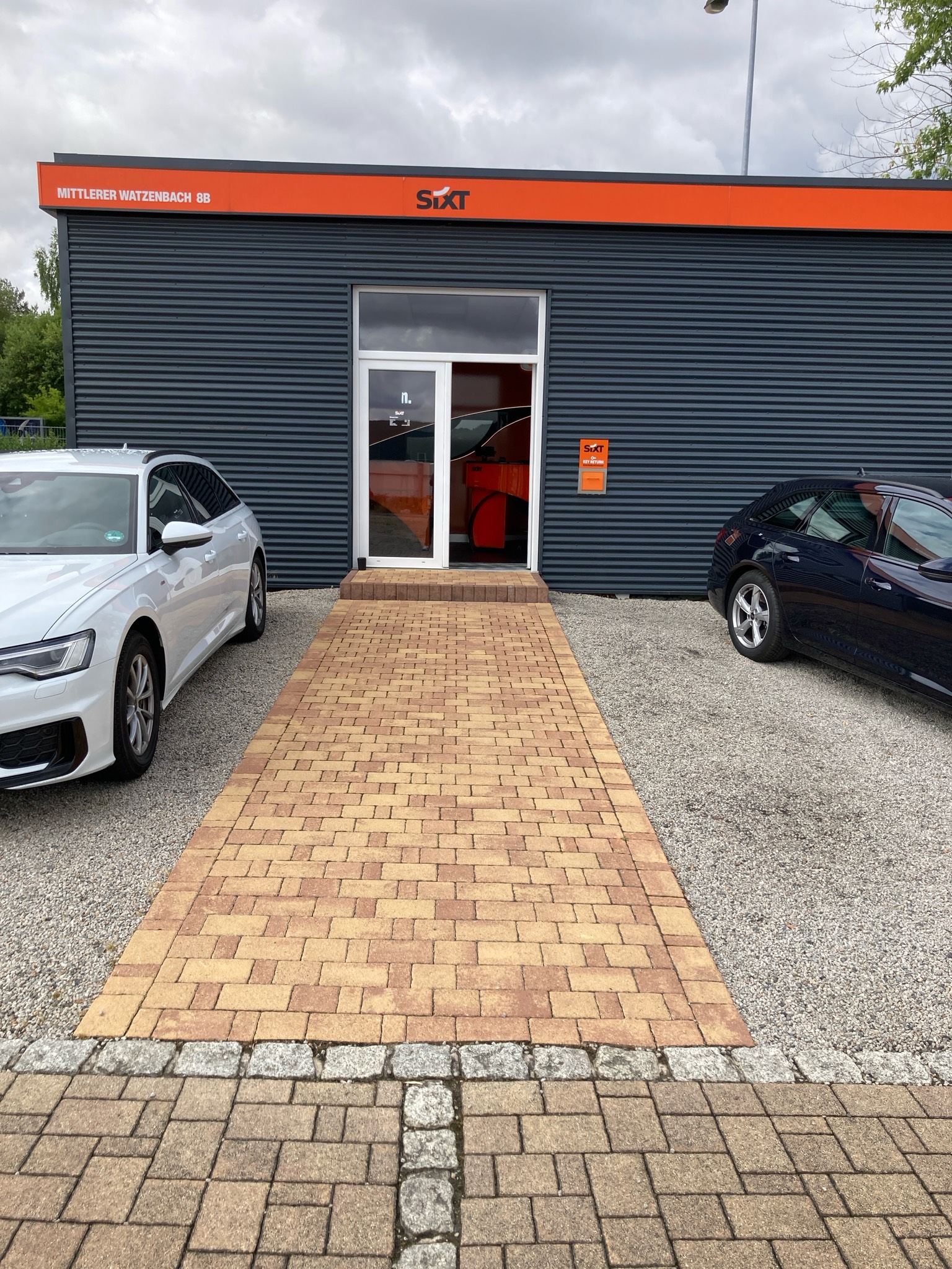 SIXT Autovermietung Saalfeld, Mittlerer Watzenbach 8 b in Saalfeld/Saale