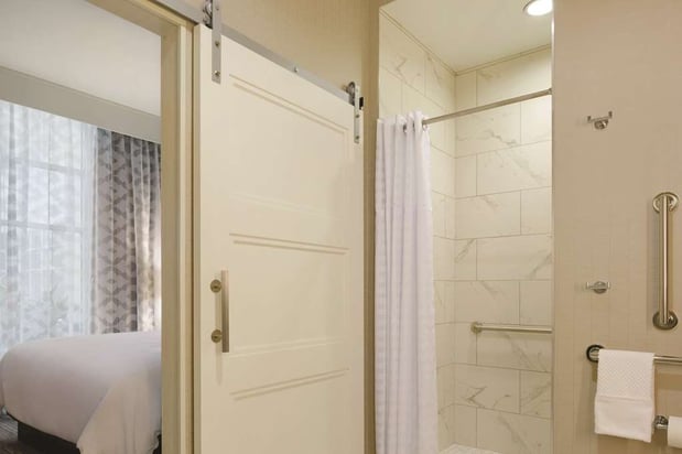 Images Embassy Suites by Hilton Louisville Downtown