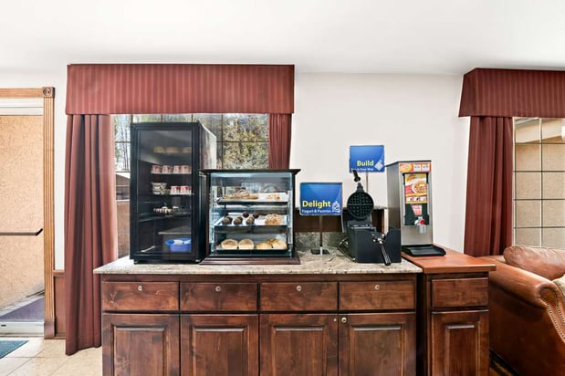Images Best Western Newberry Station