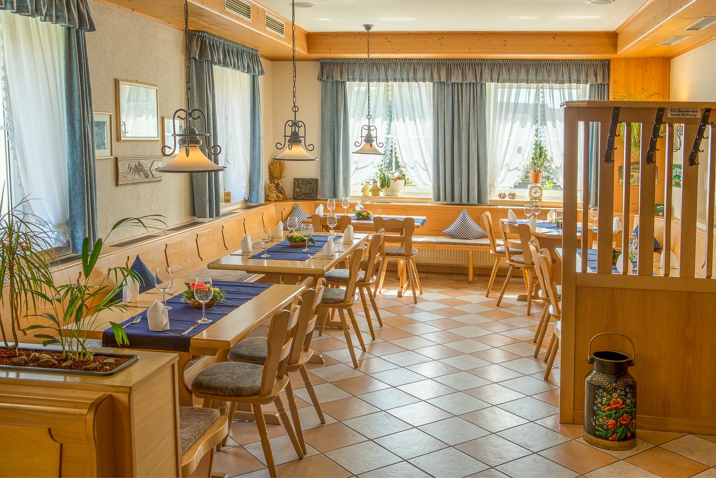 Landgasthof Weberhans, Westenstr. 15 in Harburg (Schwaben)