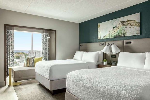 Images Hotel Alba Tampa, Tapestry Collection by Hilton