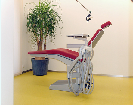 Dr. med. dent. Deplazes Pia, Luzernerstrasse 48 in Cham