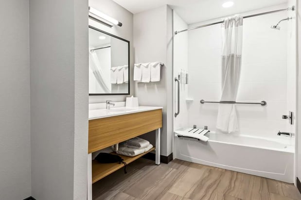 Images Spark by Hilton Catoosa Tulsa