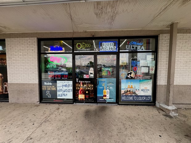 Images CoinFlip Bitcoin ATM - Liquor Lot (Kankakee)