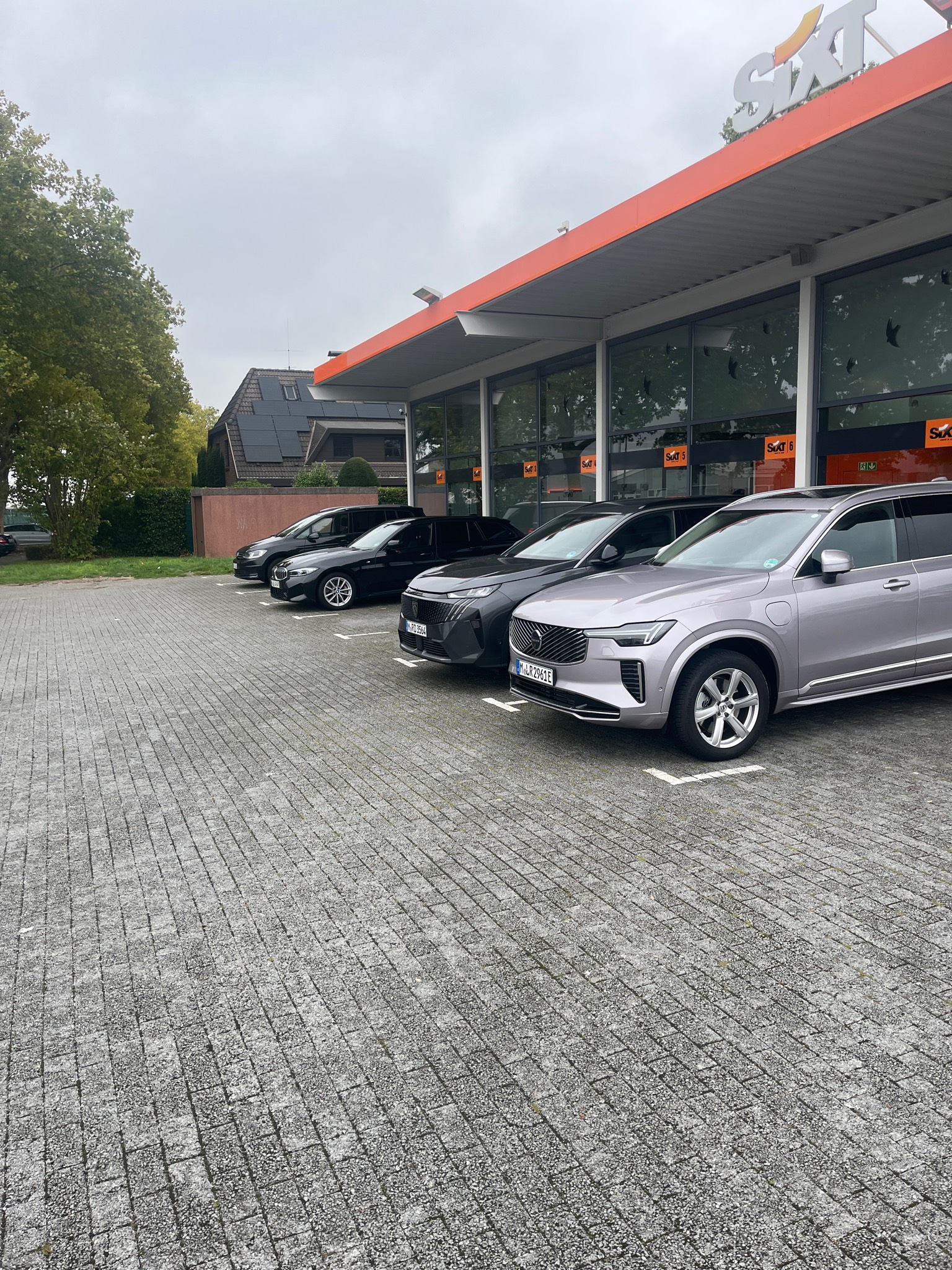 SIXT Autovermietung Mönchengladbach, Lehmkuhlenweg 8 in Mönchengladbach