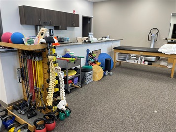 Images Select Physical Therapy - Castle Rock North