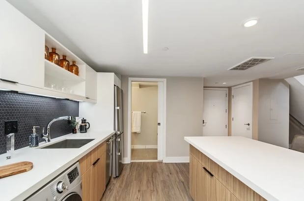 Images Carver and Slowe Apartments
