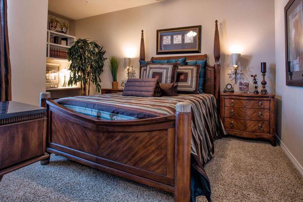 Images Lebanon Ridge Apartments