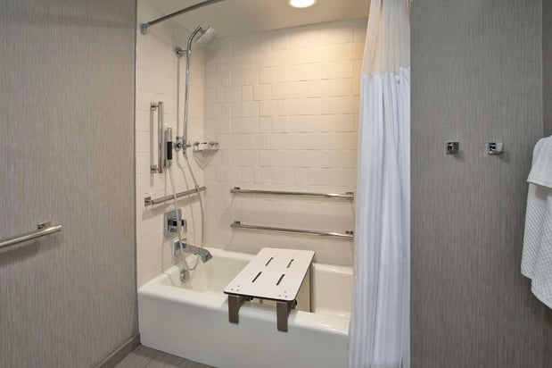 Images DoubleTree by Hilton Lansing