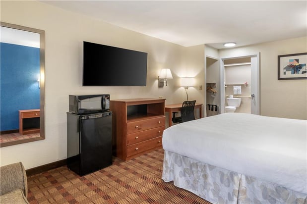 Images SureStay by Best Western East Brunswick