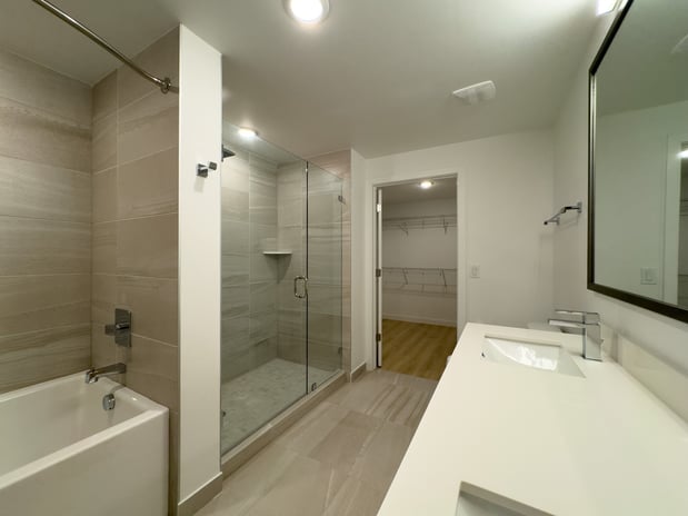 Images Caroline Golden Glades