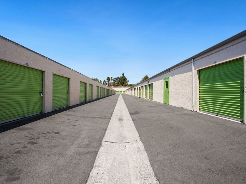 3703_Exterior Units