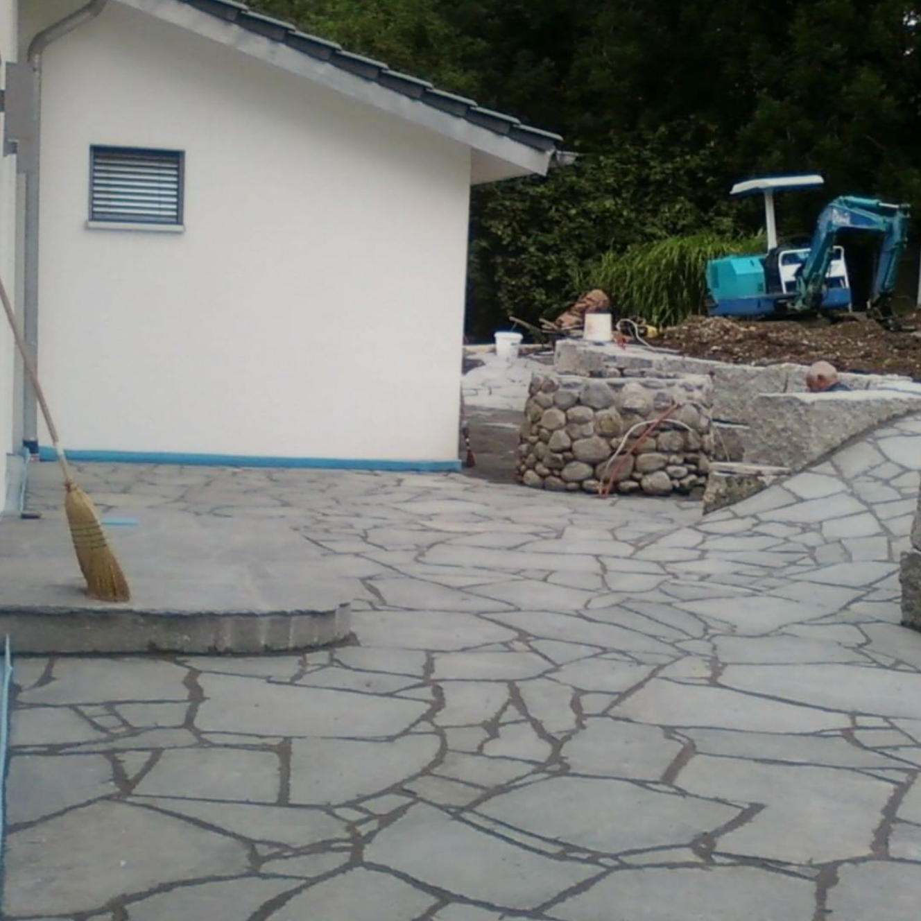 Huwiler Gartendesign, Im Schörli 23 in Dübendorf