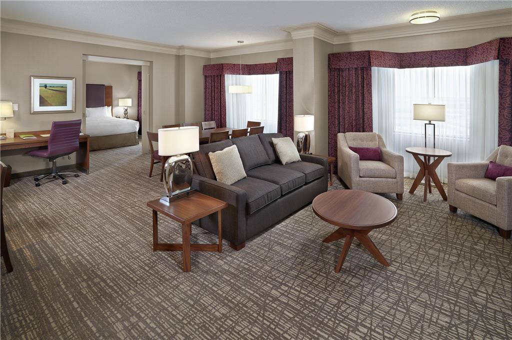 Images DoubleTree by Hilton Hotel West Edmonton