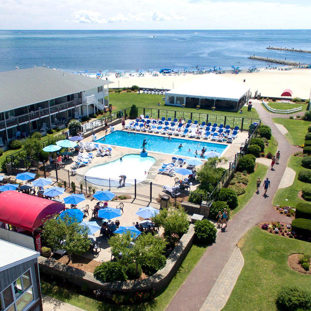 Images Red Jacket Beach Resort & Spa