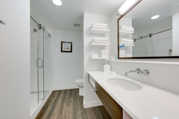 Images Hampton Inn & Suites North Houston Spring