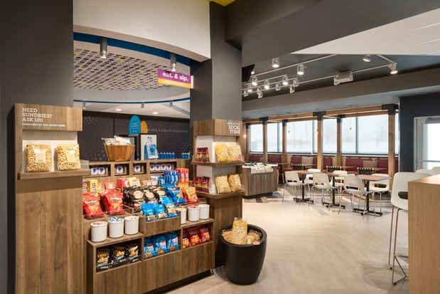 Images Tru by Hilton Cedar Rapids Westdale