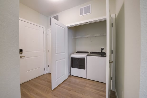 Images Lyra Apartments