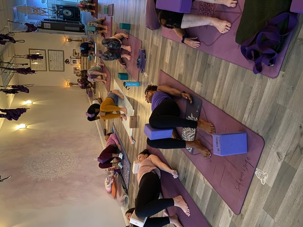 Images SOHAM YOGA