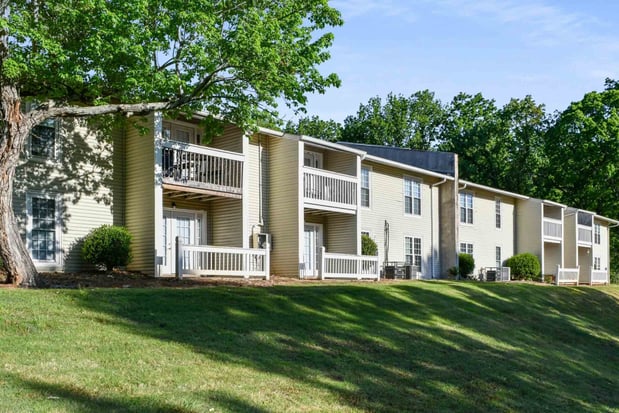 Images Premier Apartments