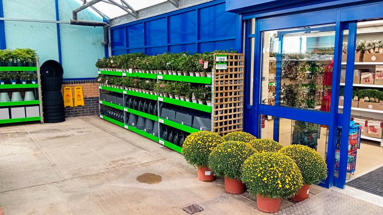 Images B&M Home Store with Garden Centre