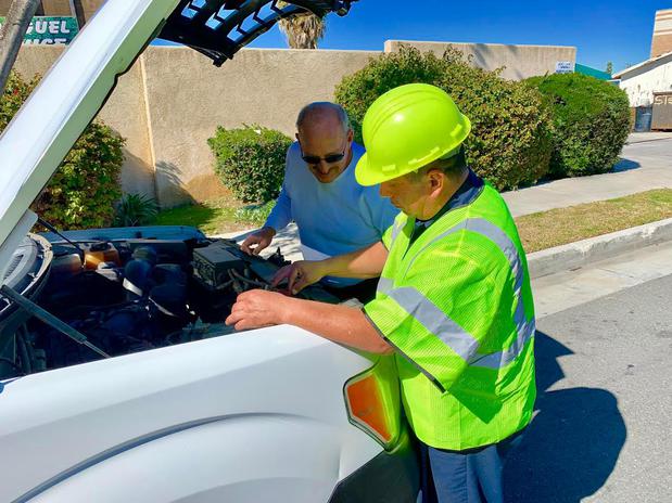 Images Bob & Dave's Towing