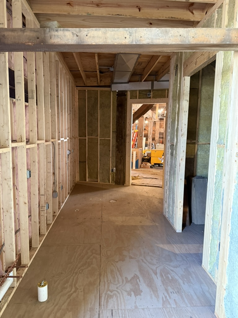 Seeker Construction Image