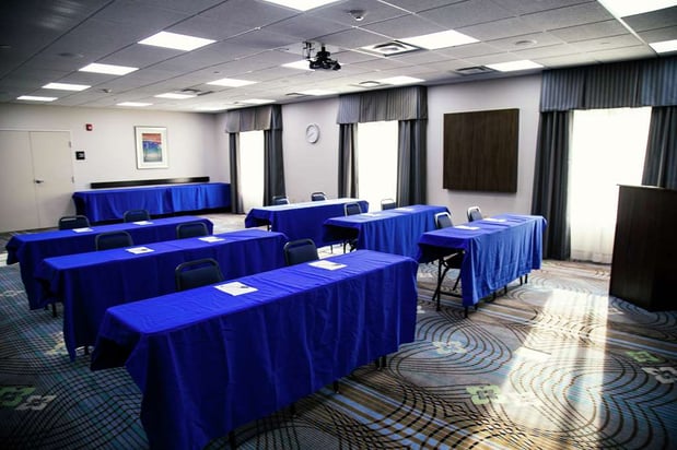 Images Hampton Inn & Suites Sharon