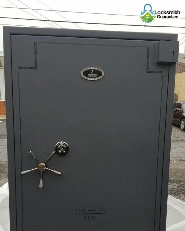 Images Locksmith Guarantee