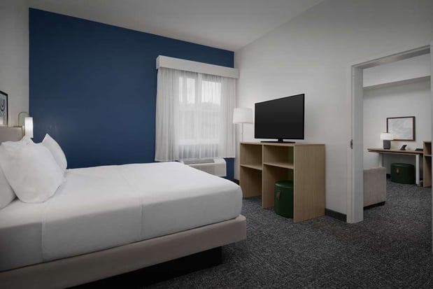 Images Spark by Hilton Miami Doral