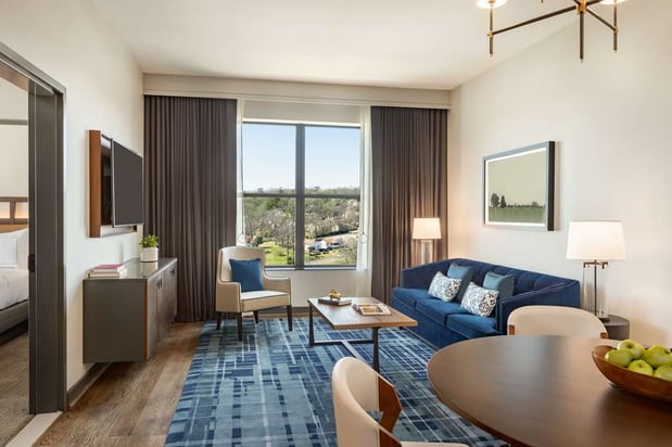 Images Valley Hotel Homewood Birmingham, Curio Collection by Hilton