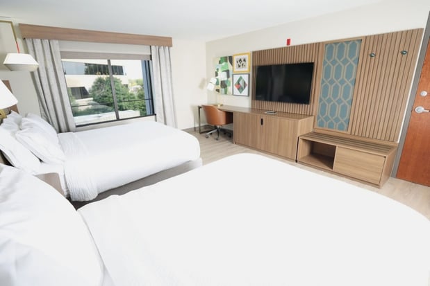 Images Holiday Inn St. Louis-Fairview Heights by IHG