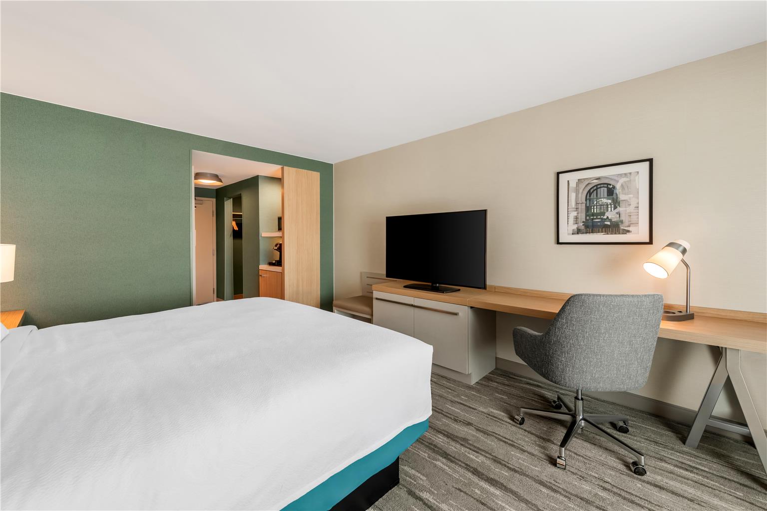 Guest room