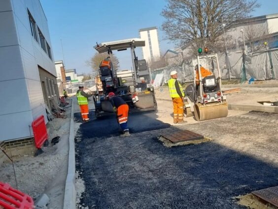 Images Breaker Surfacing - Pothole, Tarmac & Asphalt Specialists