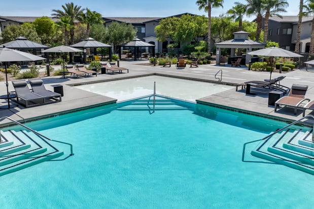 Images South Blvd Apartments