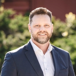 Images Andrew Scott - TD Wealth Private Investment Advice
