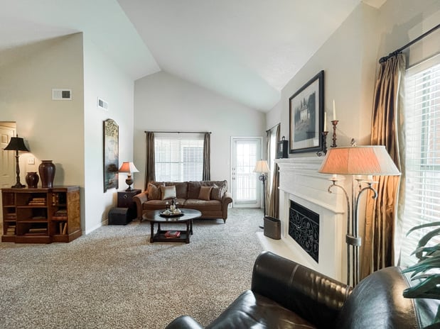 Images SaddleBrook Apartments