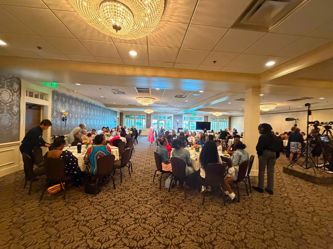 We enjoyed attending the Planting Seeds of Success luncheon! Thank you to Karen Lamb for the invitation and Hospitality House for having us. It was a wonderful afternoon supporting their work and spending time together!