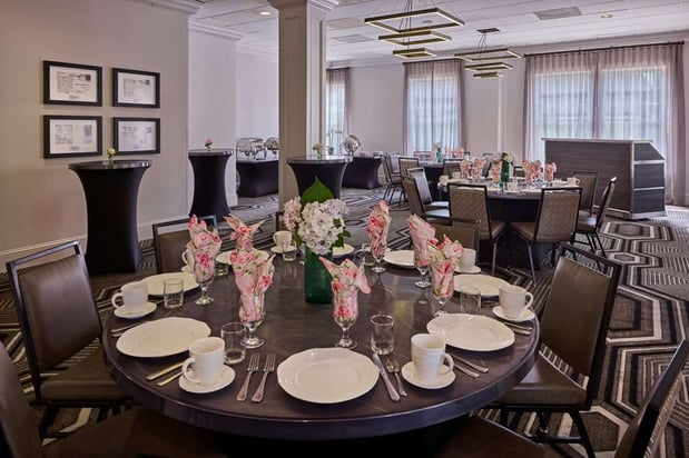 Images The Partridge Inn Augusta, Curio Collection by Hilton