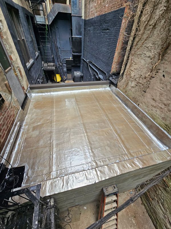 Images Premier Roofing Company Inc